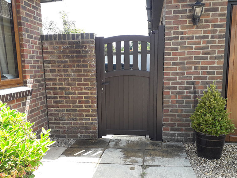 driveway-gates-project-Pedestrian-crocodilla